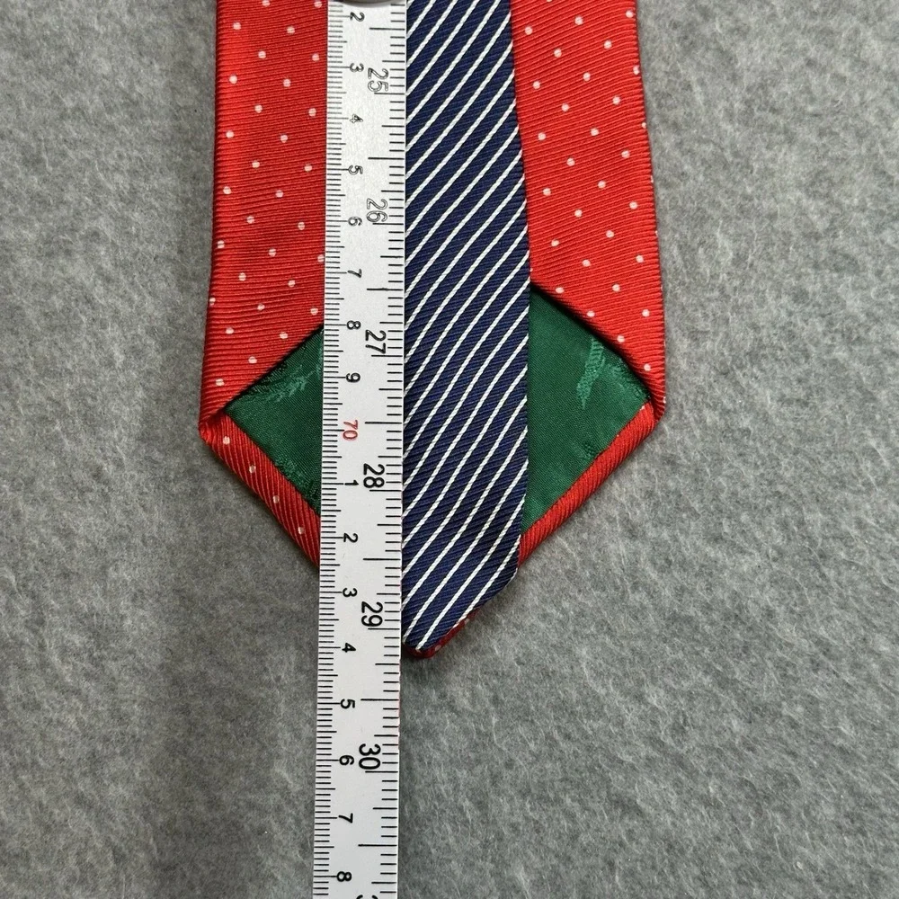Tommy Hilfiger this vintage
